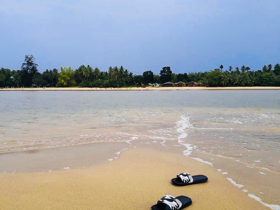 Mecaja Beach House Roxas  Luaran gambar