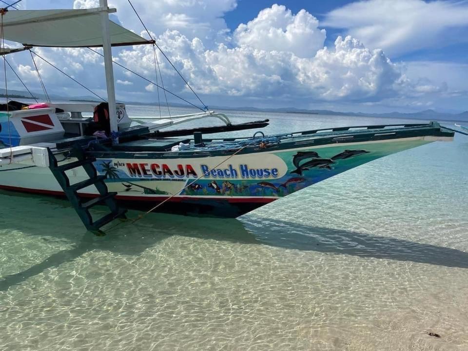 Mecaja Beach House Roxas  Luaran gambar