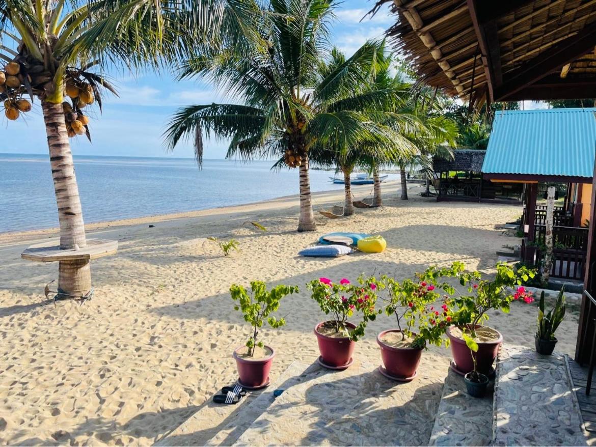 Mecaja Beach House Roxas  Luaran gambar
