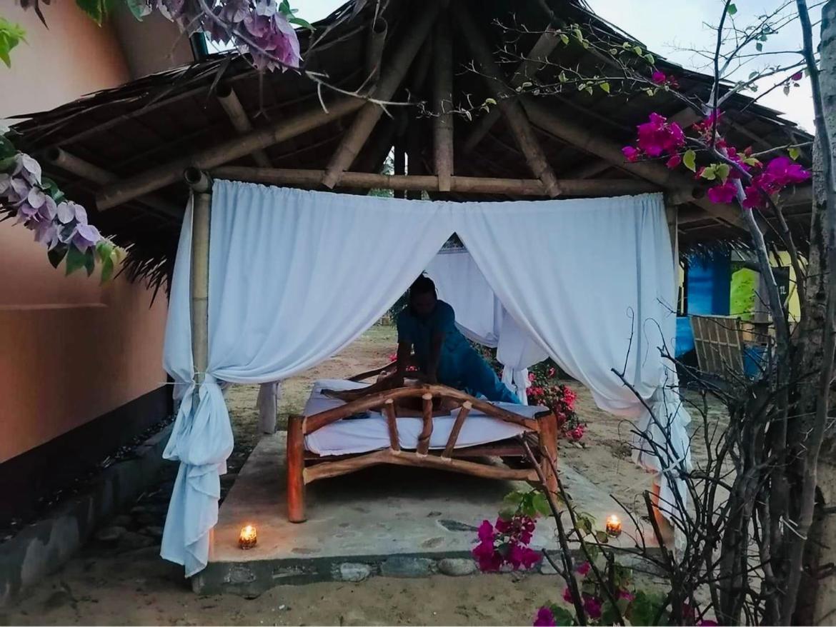 Mecaja Beach House Roxas  Luaran gambar