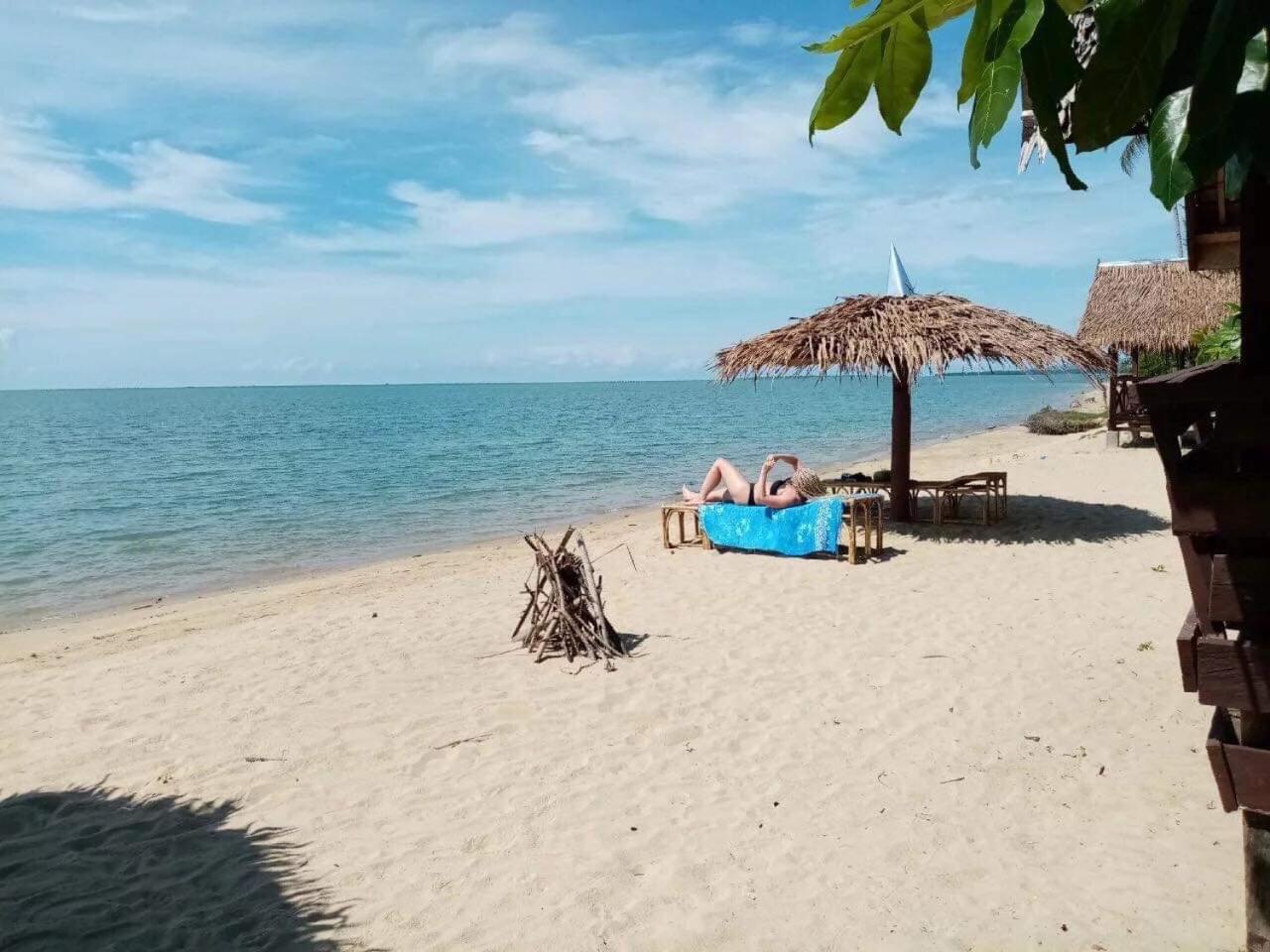 Mecaja Beach House Roxas  Bilik gambar
